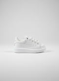 Adidași MQ White